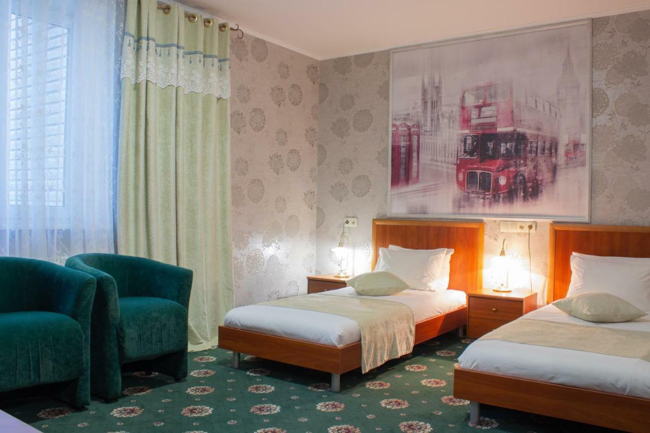 Britaniya Hotel Charkov Buitenkant foto